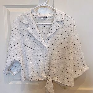 Cupcakes & Cashmere Crop/Tie Polkadot Blouse Size M